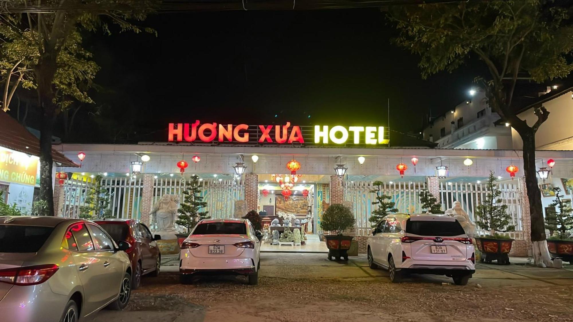 Готель Khach San Huong Xua Хатьєн Екстер'єр фото